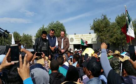 Protestan contra el gasolinazo en Congreso de Hidalgo