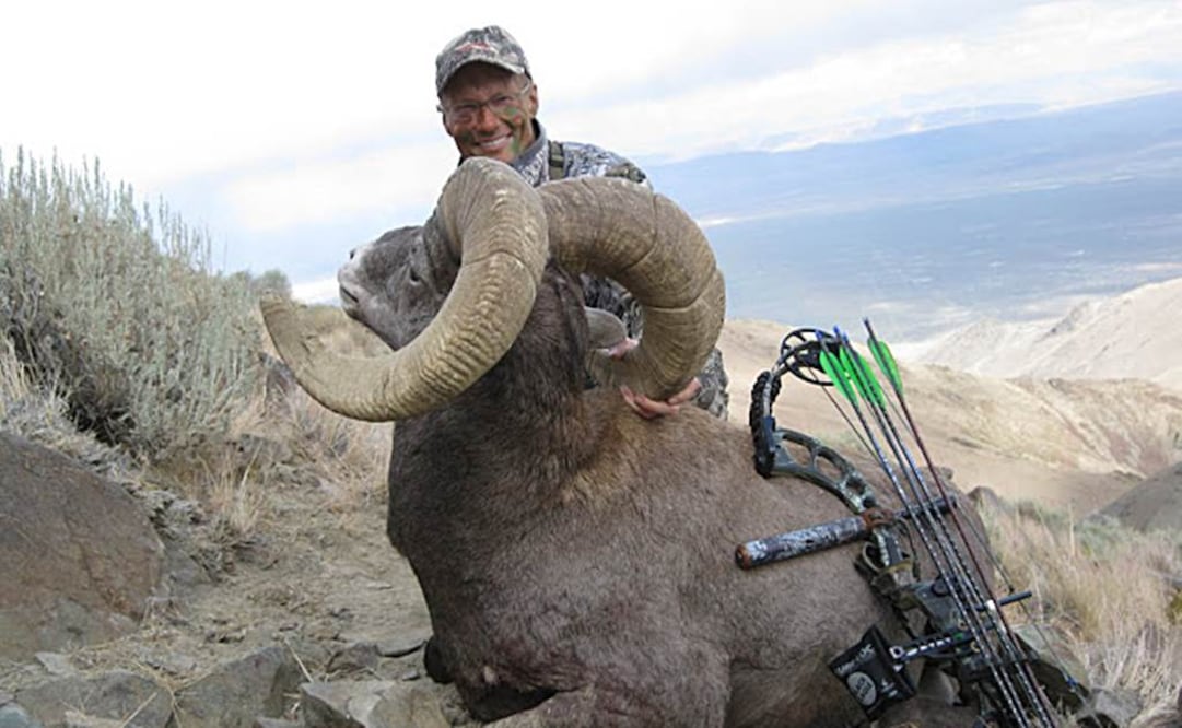 El doctor declaró que arregló económicamente la denuncia por acoso sexual para "concluir el asunto rápida y eficientemente", y que no equivale a ninguna confesión de culpabilidad Foto: Trophy Hunt America