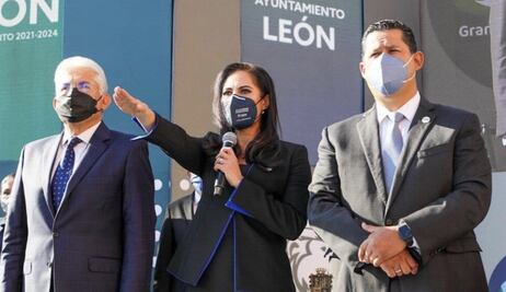 Toma protesta Alejandra Gutiérrez, nueva alcaldesa de León; ofrece policía de clase mundial
