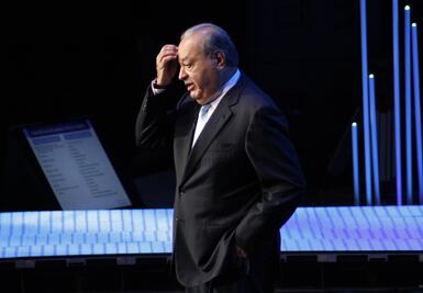 Slim insiste en semana laboral de tres días