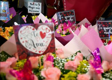 FOTOS: Venta de flores en mercado de Jamaica disminuye 30% en el marco del Día del Amor y la Amistad