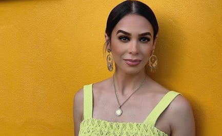 Biby Gaytán impacta con vestido blanco en Fashion Week México
