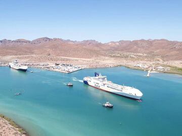 Nuevo ferry con cabinas para dormir que va de La Paz a Mazatlán