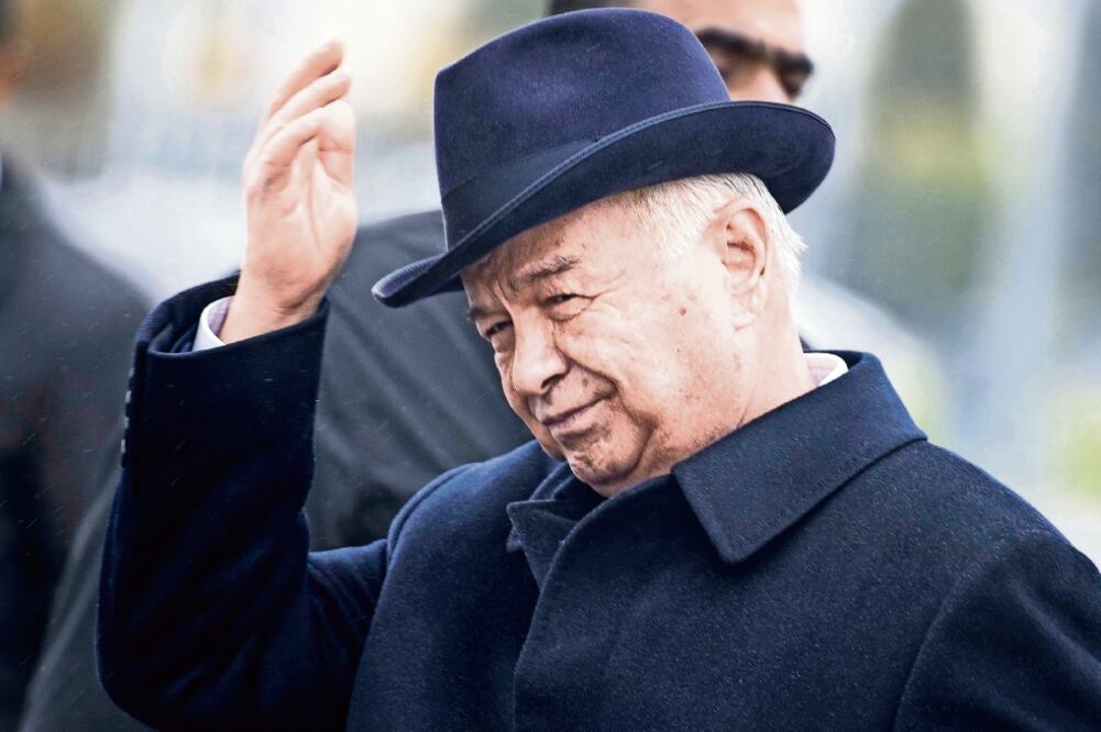 El gobierno de Islam Karimov fue criticado por países de Occidente, al considerarlo un régimen autoritario (BRENDAN SMIALOWSKI. AP)