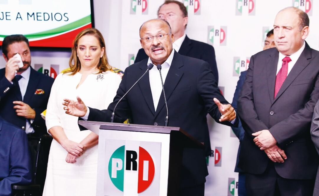 PRI members during a press conference - Photo: Agustín Salinas/EL UNIVERSAL