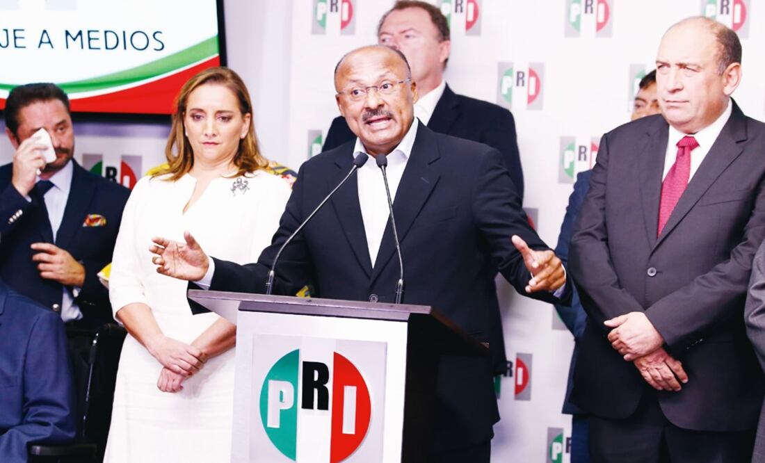 PRI members during a press conference - Photo: Agustín Salinas/EL UNIVERSAL
