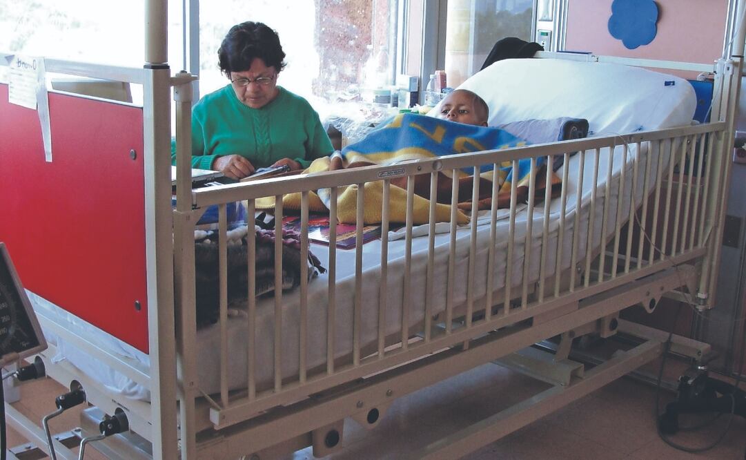 Cuidadores pueden acompañar a sus hijos en el tratamiento sin perder su empleo. ARCHIVO EL UNIVERSAL