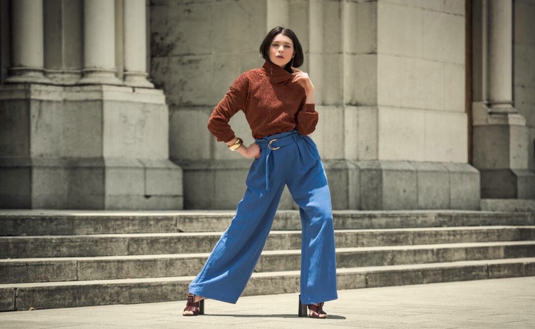 No todo son colores discretos, el marina es un color fresco que puedes usar para este otoño  (fotos: Carlos Aranda)