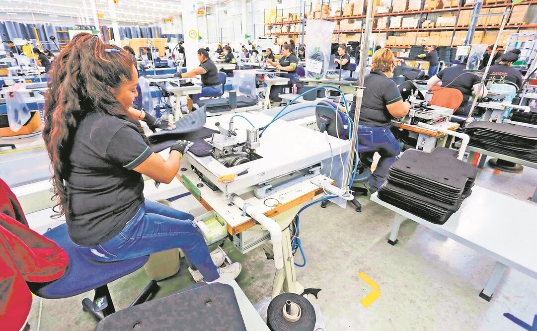 De acuerdo con el análisis elaborado por expertos de la Cepal, la política de incrementar salarios del gobierno beneficiará a todos los sectores económicos. Foto: Archivo/ EL UNIVERSAL