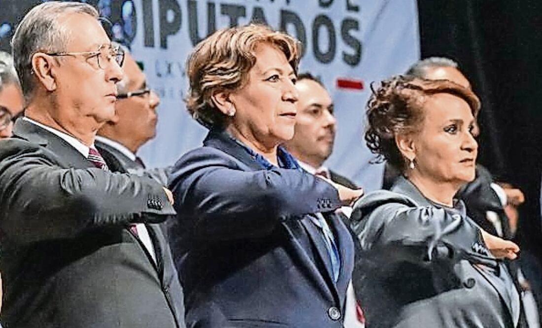 La gobernadora Delfina Gómez asistió al primer informe de diputados federales del Edomex. Foto: Especial