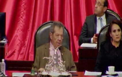 Muñoz Ledo manda a “chingar a su madre" a diputados