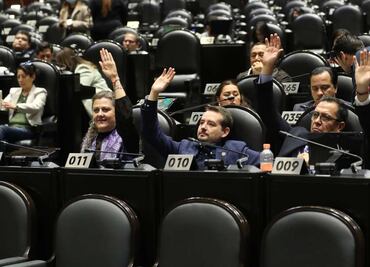 Diputados aprueban en comisiones reducir carga tributaria a Pemex; oposición advierte déficit fiscal