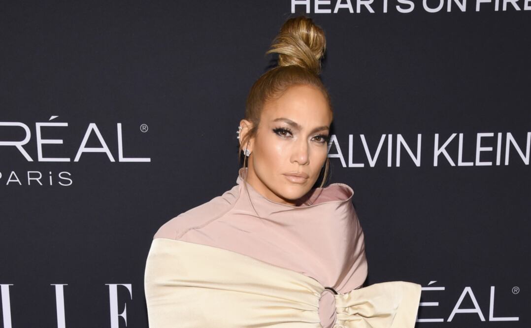 Pese a su gran estilo, la cantante lució un atuendo desfavorecedor. Foto: Getty Images