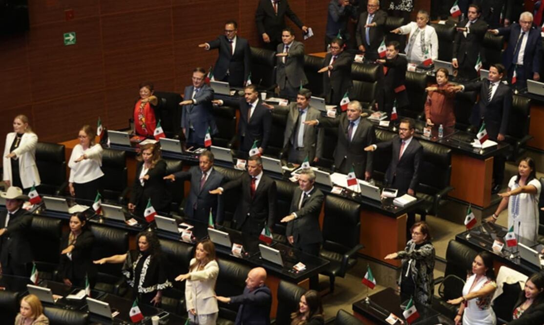 Senadores rinden protesta para la 66 y 67 Legislatura. Foto: Carlos Mejía / EL UNIVERSAL