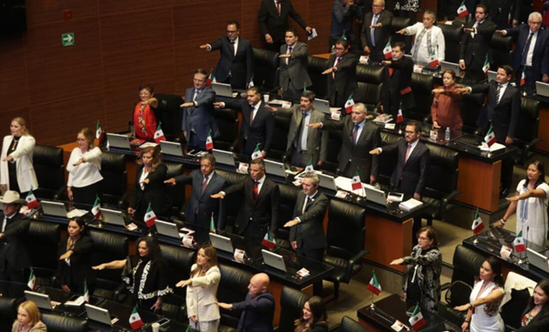 Senadores rinden protesta para la 66 y 67 Legislatura. Foto: Carlos Mejía / EL UNIVERSAL