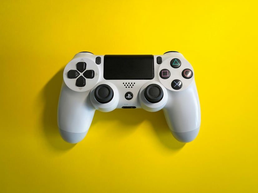 El joystick es una buena opción de control de mando para el simulador de vuelo de Google. Foto: Unsplash