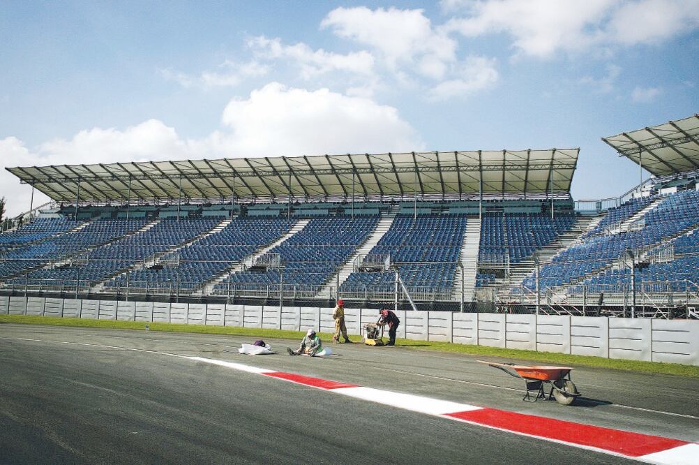 Los inconformes argumentan no estar en contra de la inversión que representa el evento deportivo, sino que a causa de él llevan un mes sin agua (ARCHIVO EL UNIVERSAL)