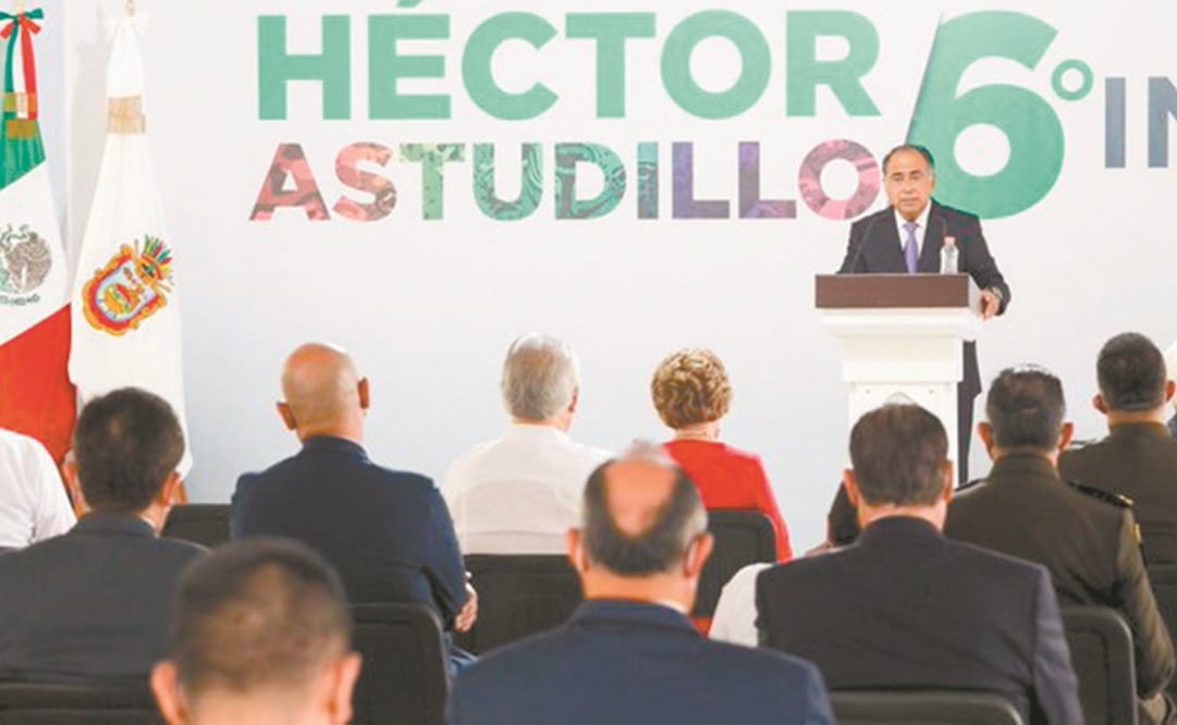 El gobernador Héctor Astudillo Flores adelanta que la próxima administración que encabezará la gobernadora electa Evelyn Salgado tendrá problemas financieros debido a la pandemia del coronavirus. Foto: Especial