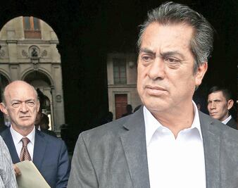 Perfila 'Bronco' gabinete; pide opinión a 'la raza'