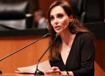 López-Gatell evade con "frivolidad" falta de aval de vacuna rusa, responde Lilly Téllez