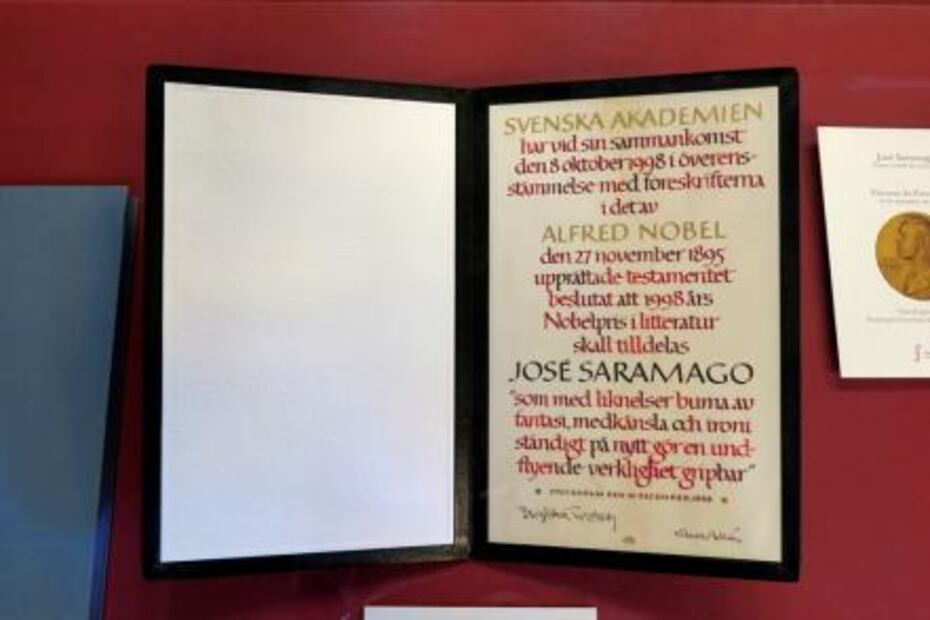 Portugal celebra 20 años del Nobel que Saramago ganó para el país