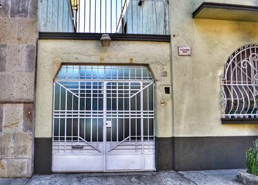 El tour por la Roma que te lleva a conocer la casa de Alfonso Cuarón