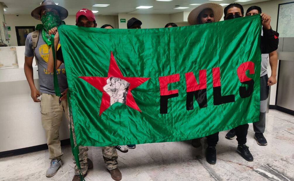 Integrantes del Frente Nacional de Lucha por el Socialismo (FNLS) (31/10/2025). Foto: Nataly Romero / EL UNIVERSAL