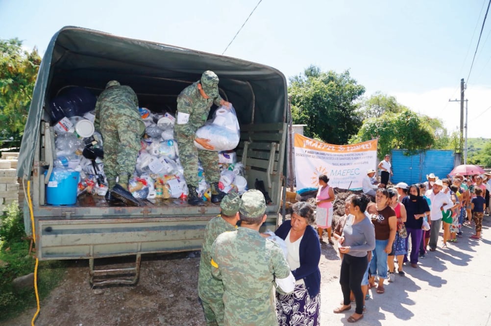 La organización MAEPEC recibió ayuda para las comunidades más afectadas en Morelos, donde se registraron 74 muertos por el sismo (FOTOS: BERENICE FREGOSO. EL UNIVERSAL)