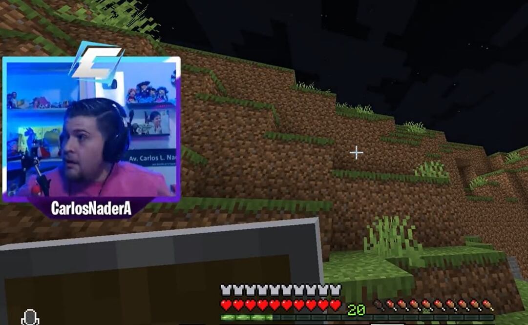 Por medio de Twitter, el streamer difundió un video donde se observa el momento en que se encuentra en plena campaña del videojuego Minecraft. Foto: Twitter