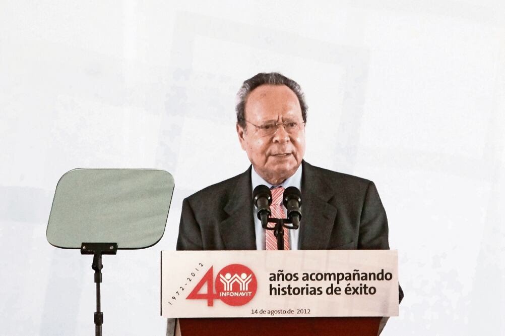 Jesús Silva-Herzog Flores fue el creador y primer director general del Instituto del Fondo Nacional de la Vivienda para los Trabajadores (Infonavit); posteriormente destacó como secretario de Hacienda. (ARCHIVO EL UNIVERSAL)