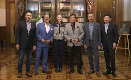 Sheinbaum recibe a Los Tigres del Norte en Palacio Nacional; "representan mucho para mexicanas y mexicanos", destaca