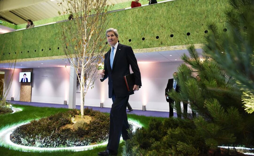 Kerry, "esperanzado" en cerrar un acuerdo climático