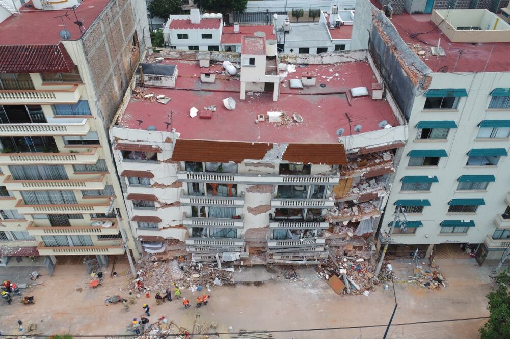 Los fenómenos naturales como los sismos agudizarán sus efectos en ciudades como la de México, por lo que se debe mejorar su infraestructura, advierte el CAF. (ARCHIVO EL UNIVERSAL)