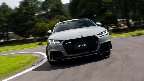 Audi TT RS: Fuerza bruta en un empaque atractivo y de súper lujo