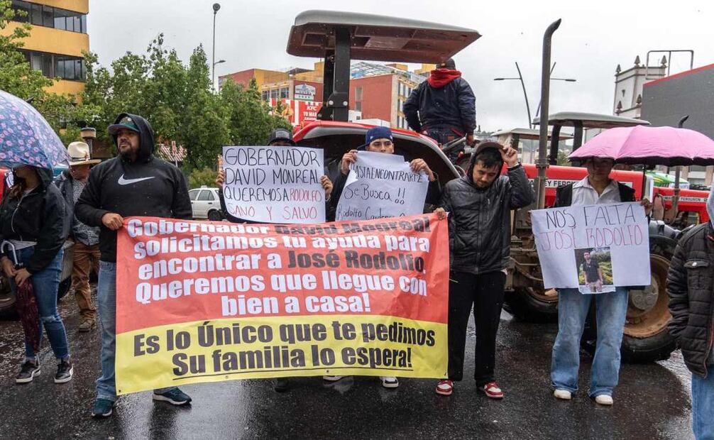 Con tractores, bloquean vialidades en Zacatecas (25/08/2025). Foto: Diana Valdez / EL UNIVERSAL
