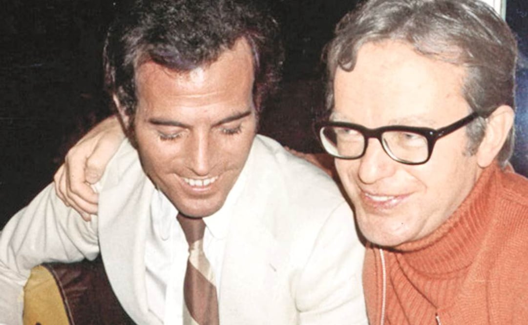 La amistad y el cariño creció tanto entre ambos que el cantante pidió al periodista ser padrino de su hijo Julio Iglesias jr. Foto: Cortesía familia Zabludovsky