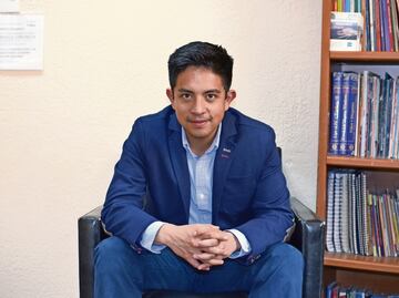 Joven echado de biblioteca del Metro estudiará en Harvard