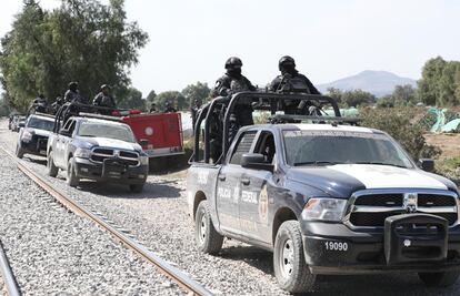 Entre reclamos, militares aseguran 4 tomas clandestinas en Otumba