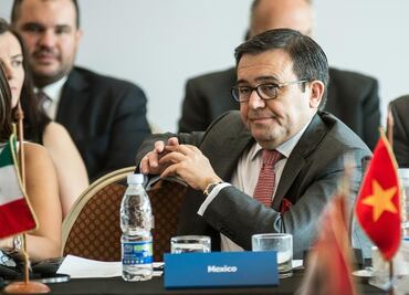 Guajardo urge a países firmantes del TPP a definir nueva estrategia