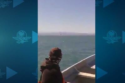 Pescadores captan el momento en que auxilian a elementos del MI-17