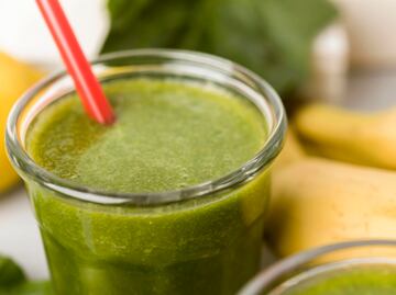 Para qué sirve el jugo de piña con nopal y apio