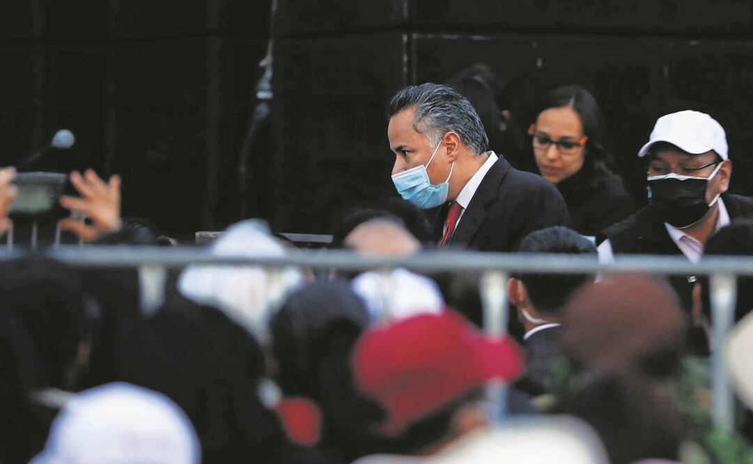 Santiago Nieto, el destituido titular de la UIF, se sentó en la zona de “invitados especiales”. Foto: Diego Simón/ EL UNIVERSAL