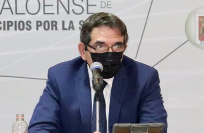 Por caso sospechoso de ómicron realizan estudios a visitantes que llegan del extranjero a Sinaloa