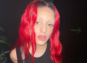 Rosalía muestra su ropa interior al más puro estilo de los 90