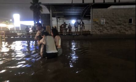 Lluvias desbordan presas y ríos en seis municipios de Guanajuato