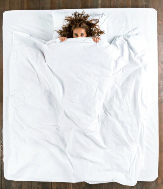 Una cadena hotelera te ofrece un calentador humano en tu cama. (Foto: Istock)