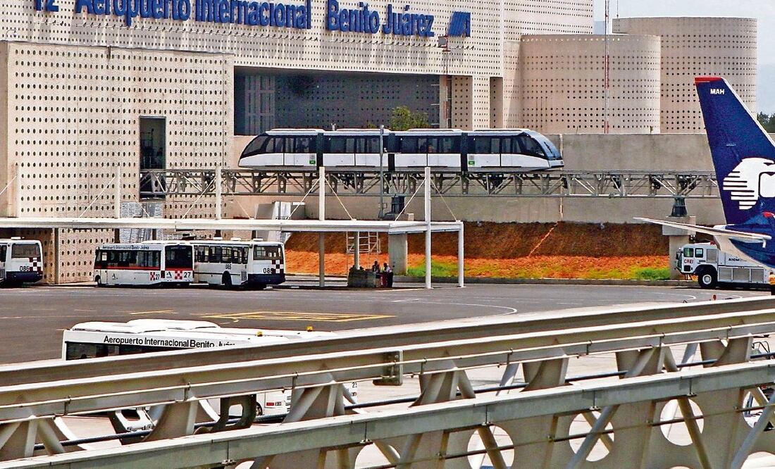 La Terminal 2 del AICM registra hundimientos. Foto: Archivo EL UNIVERSAL
