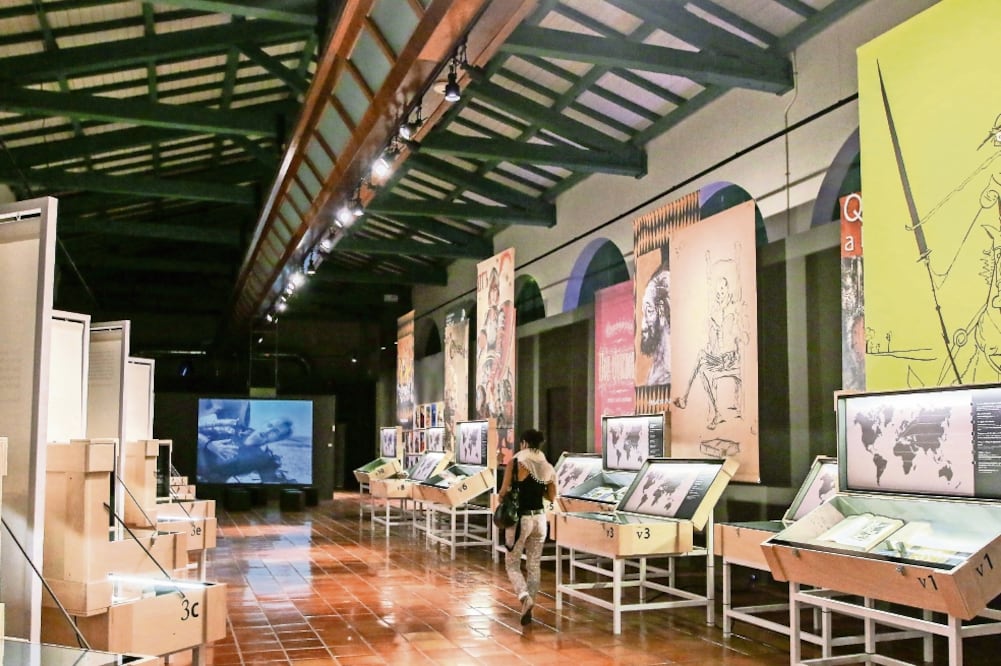 La exposición Quijotes por el Mundo reúne la colección de 119 ejemplares de la obra publicados en 56 lenguas y se exhibe en el marco del VII Congreso de la Lengua Española en el Museo de San Juan (FOTO: MUSEO DE SAN JUAN)