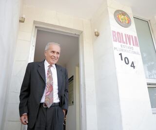 Embajada de Bolivia en México, semivacía