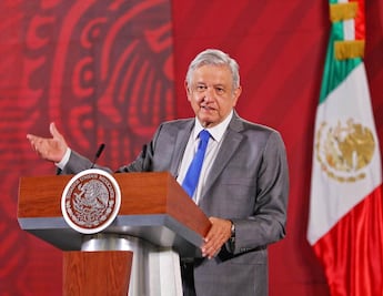 AMLO dice que exhibirá lista de partidos que donen contra Covid-19 y los que no